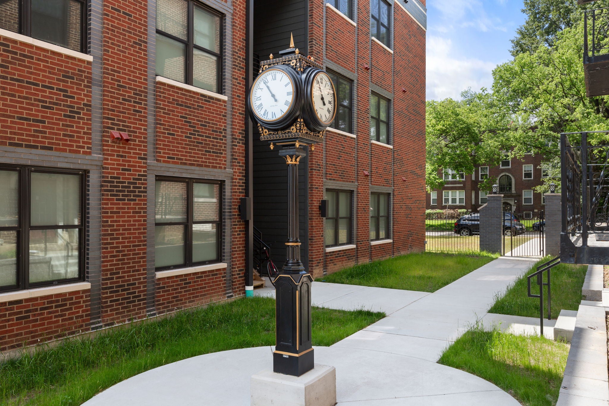 Load image into Gallery viewer, SEVEN-FIVE