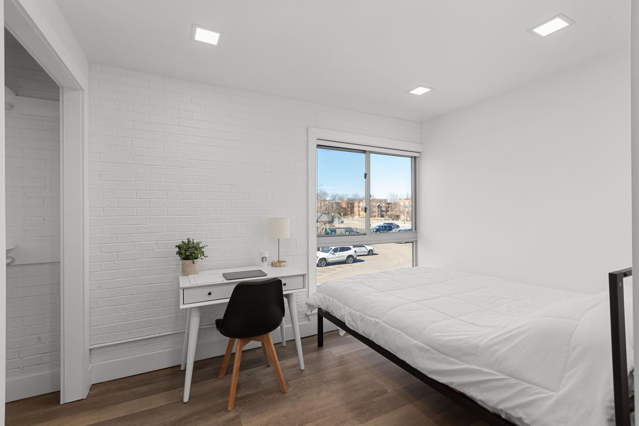 Load image into Gallery viewer, SYDNEY