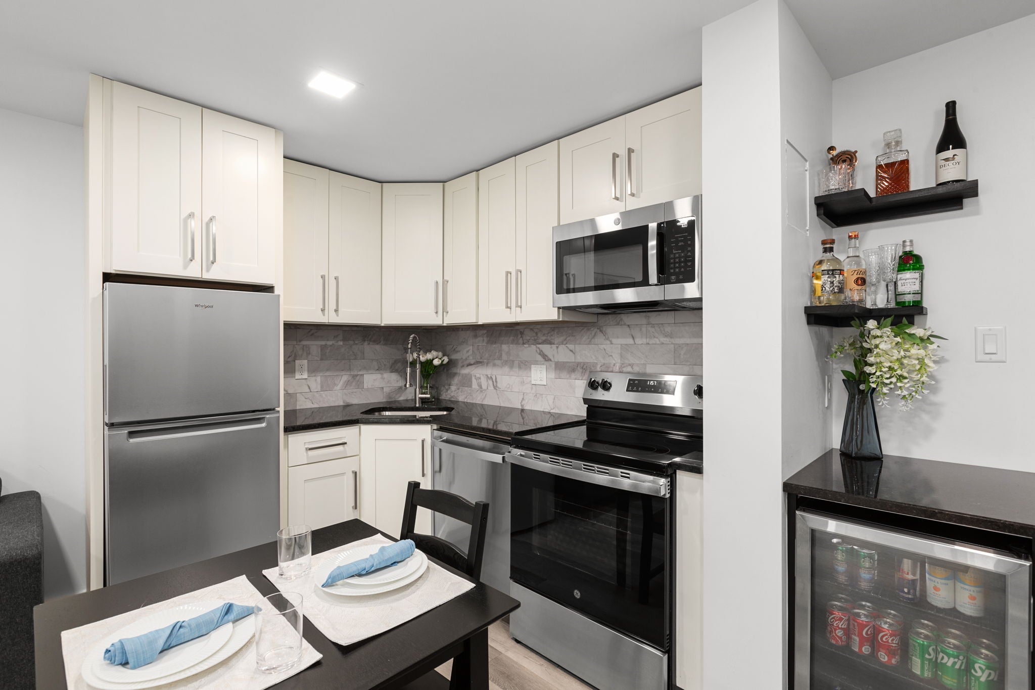 Load image into Gallery viewer, TOKYO