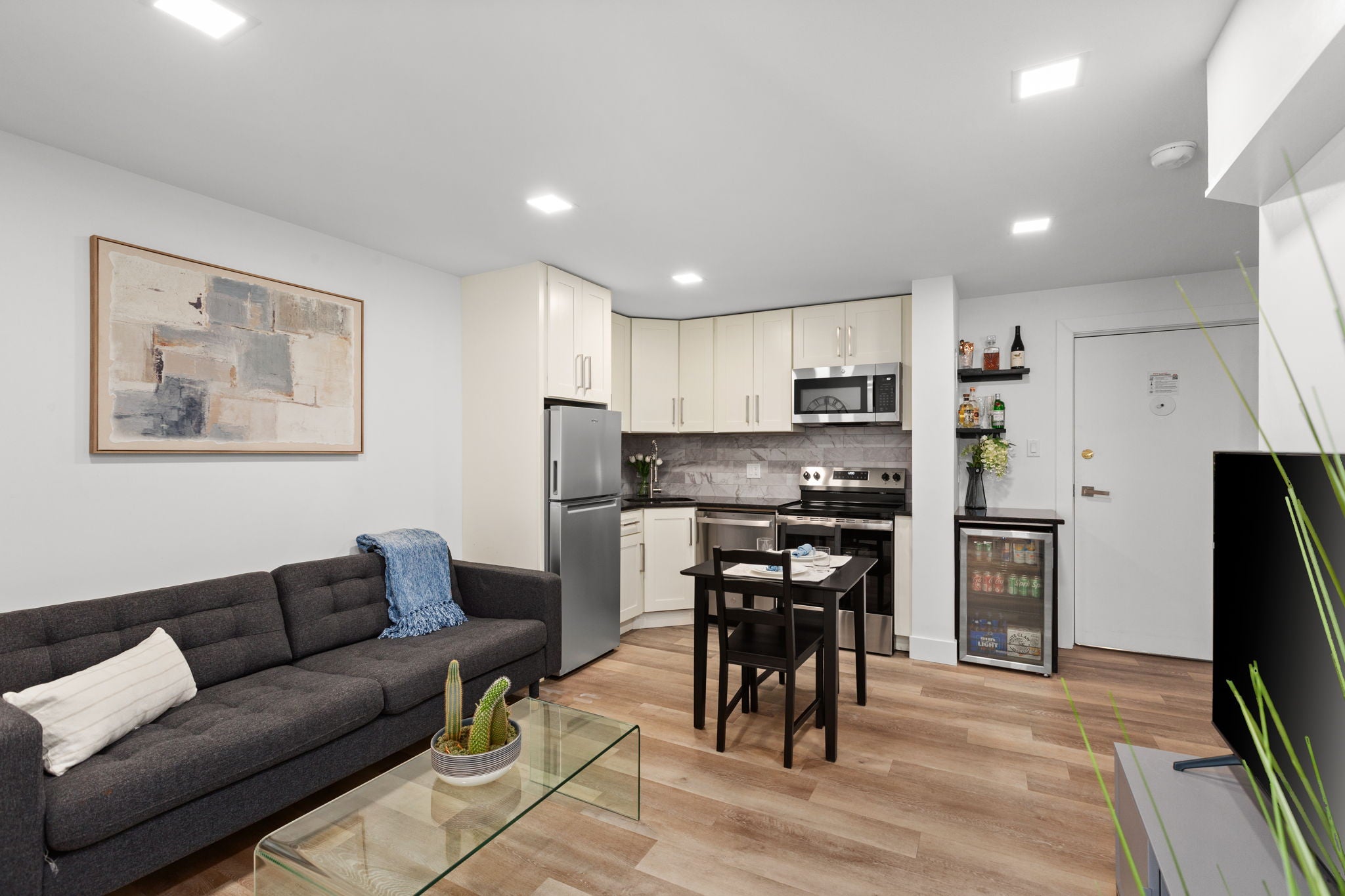 Load image into Gallery viewer, SYDNEY