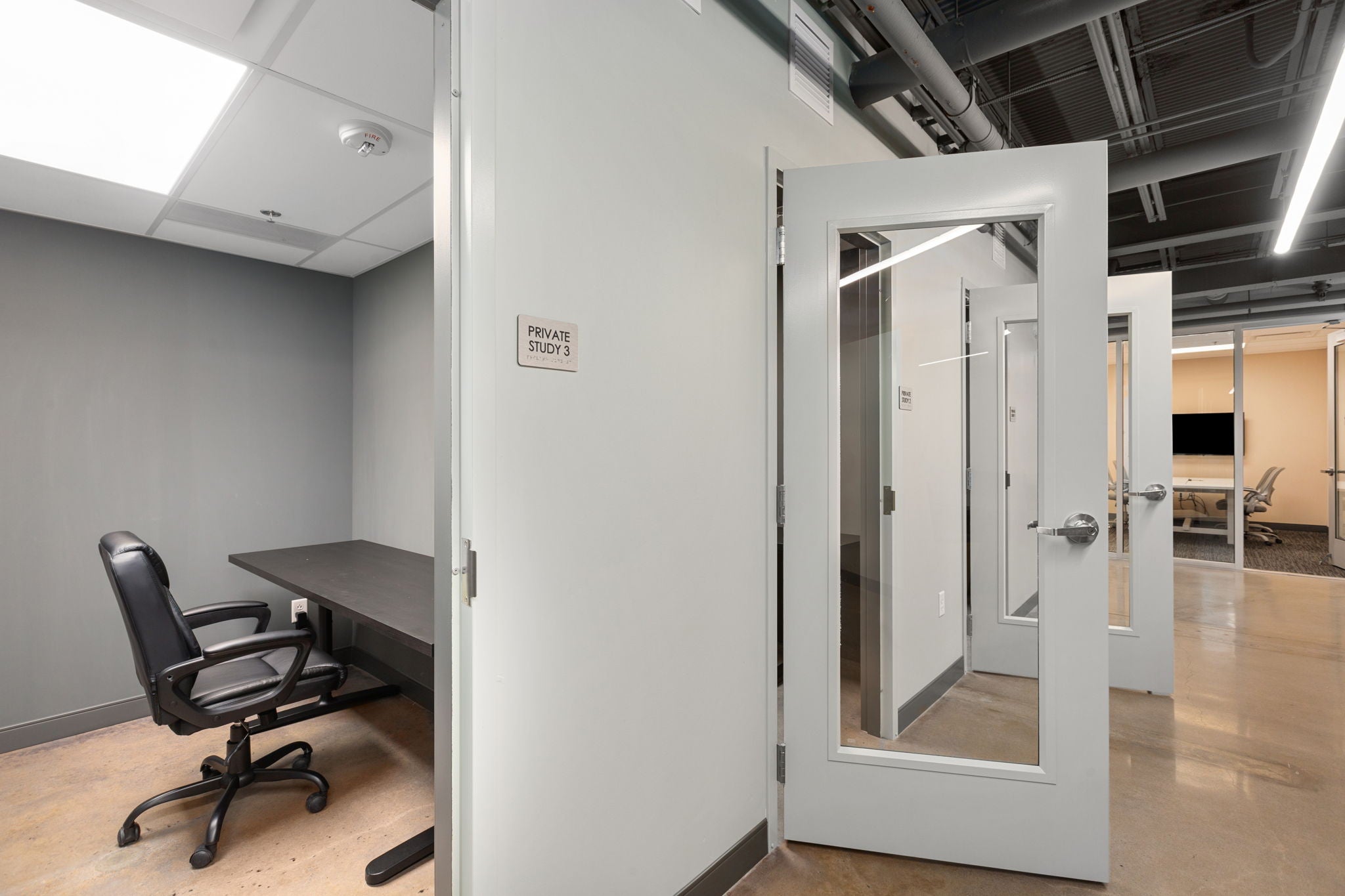 Load image into Gallery viewer, SYDNEY