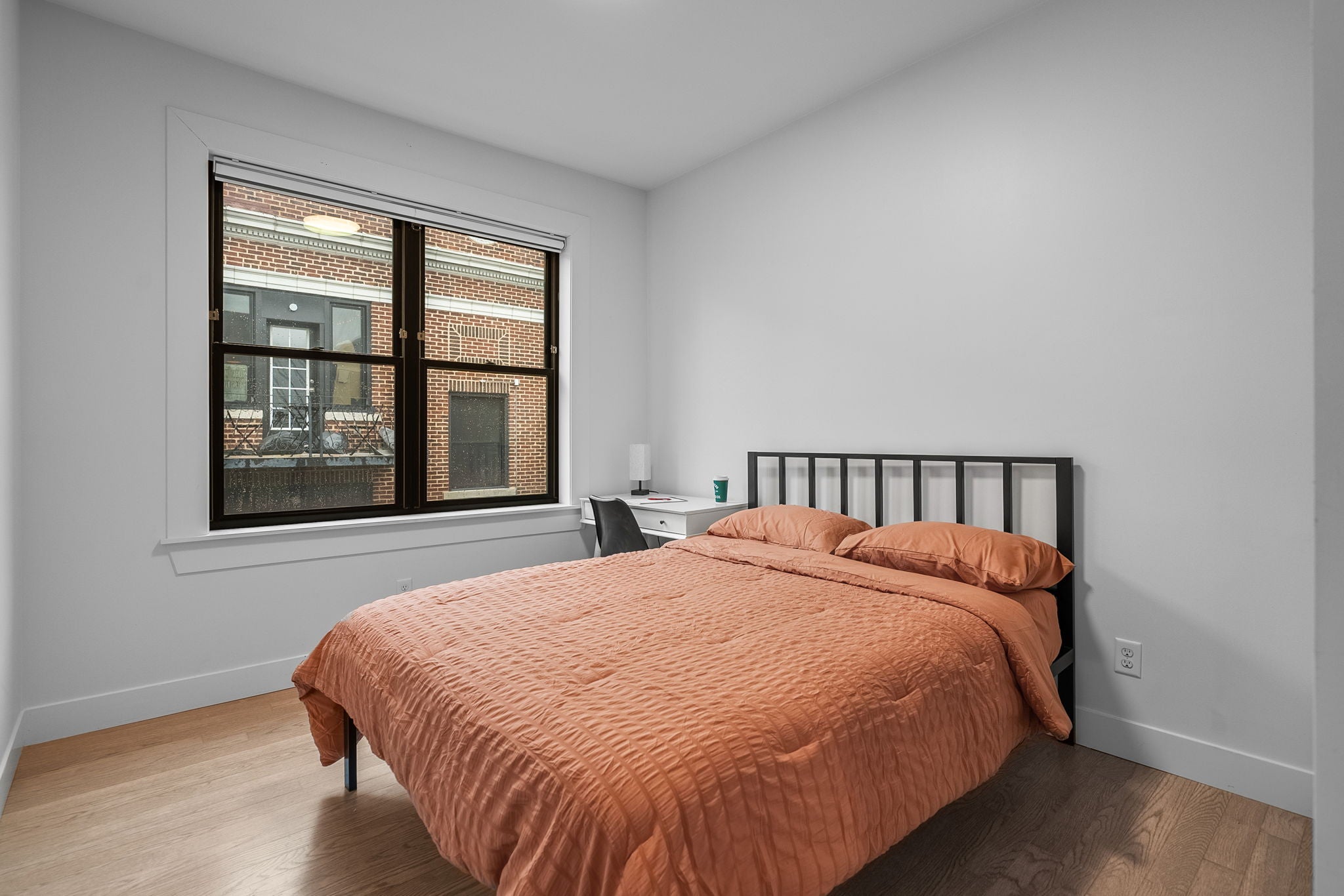 Load image into Gallery viewer, ROMEO
